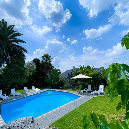 Kv Luxury Guest House Joanesburgo Exterior foto